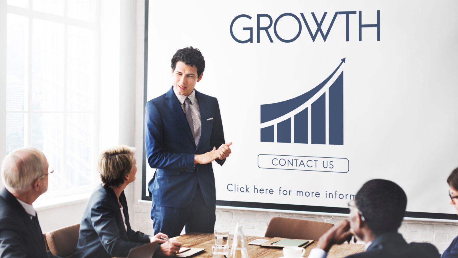 5 Ways Virtual and Hybrid Events Are Fostering Business Growth In 2022