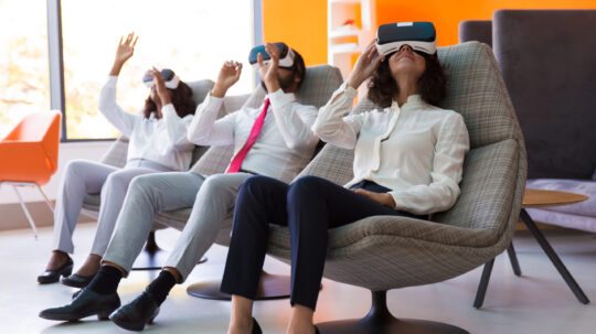 5 Tips To Host A Great Virtual or Hybrid Exhibition