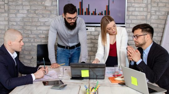 Event-Led ABM: How B2B Tech Teams Warm Up Target Accounts Before Sales Ever Reaches Out 