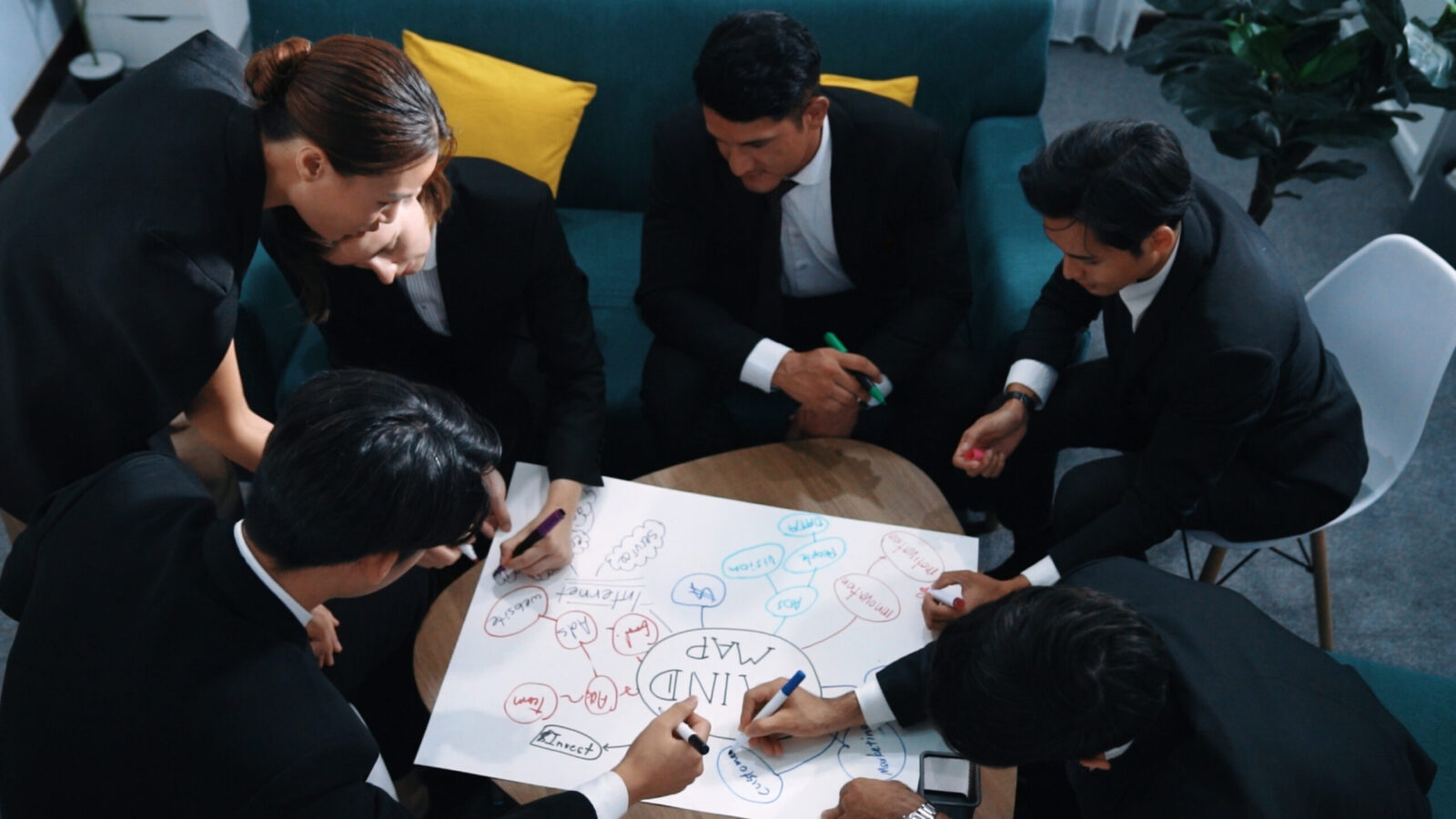 How B2B Event Marketing Differs from B2C Event Marketing