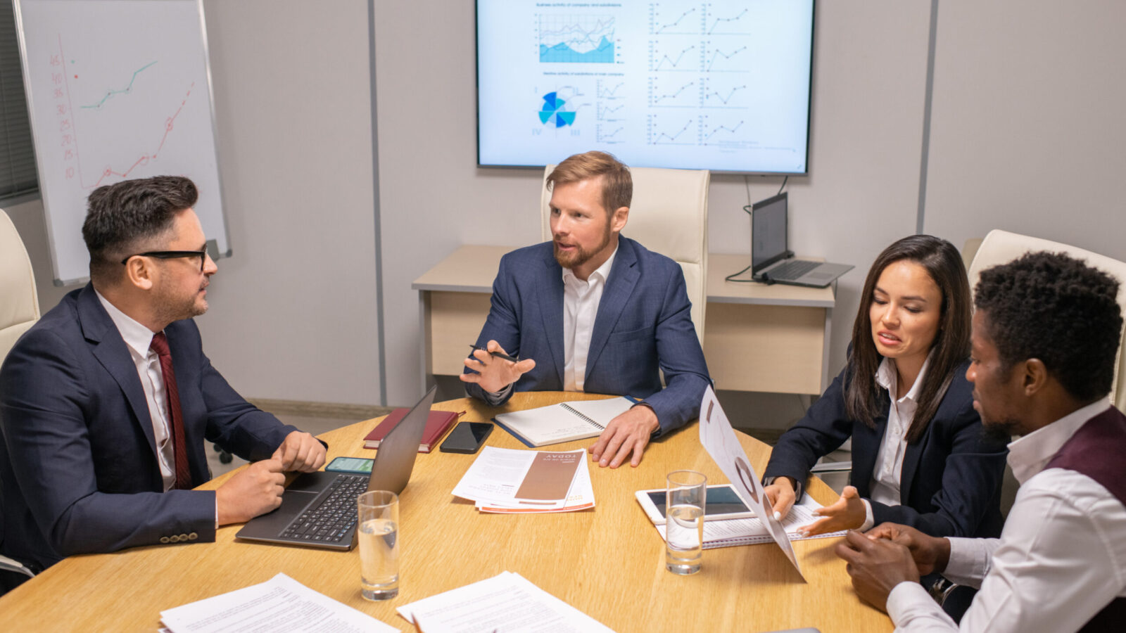 The Role of B2B Event Marketing in Long Sales Cycles 