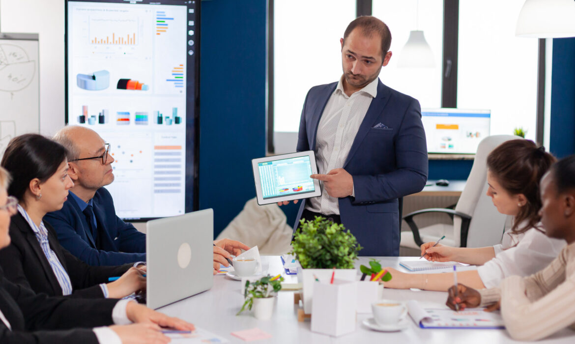 Developer Conference Planning and Marketing for B2B Tech Companies: A Side-by-Side Guide