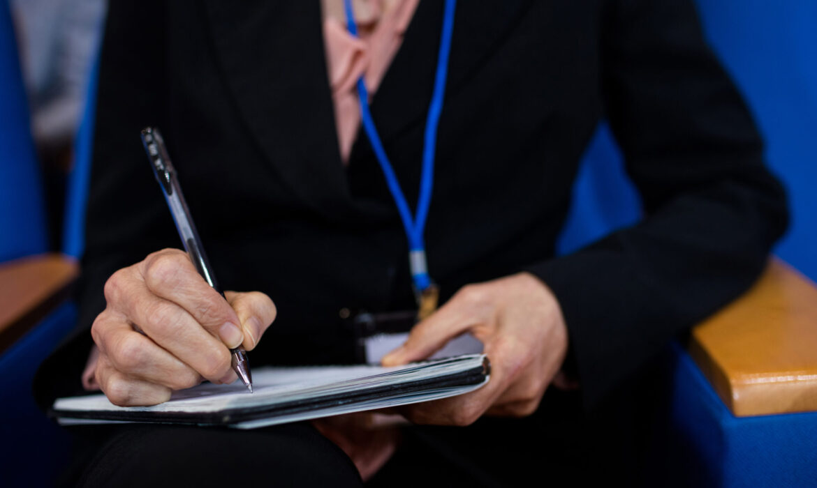 Trade Show Checklist: 30 Things to Do Before, During, and After Your Next Booth