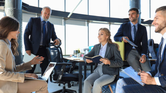 Customer Advisory Boards: Closed-Door Events That Run as a Program